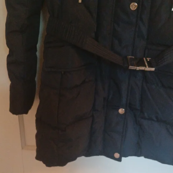 Michael Kors Navy Blue Puffer Coat with Fur Trim - Picture 3 of 15